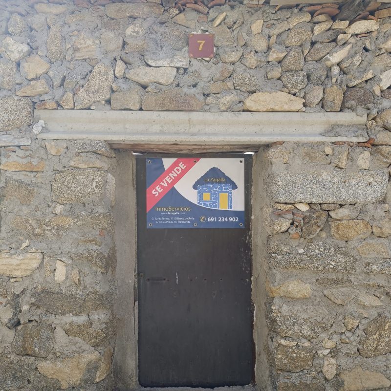 Se vende solar urbano en Casas del Puerto (Ávila)