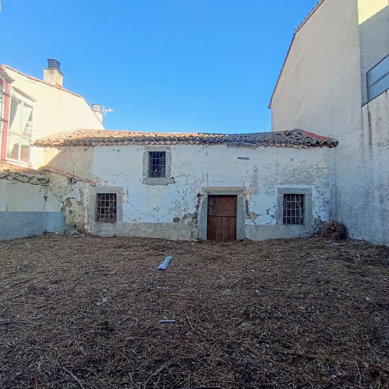 Casa de pueblo en venta en Santa María del Berrocal (Ávila)