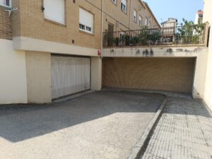 Chalet adosado en Piedrahita con garaje y terraza