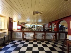 Local hostelero "Chivis" en Piedrahita (Ávila)