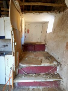 Casa con garaje y leñera para rehabilitar en Piedrahíta