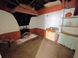 Vivienda de piedra en Navalonguilla (Ávila)