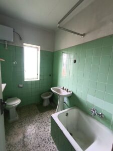 Edificio con terreno en el casco y término de Piedrahita (Ávila)