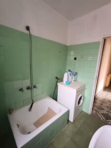 Edificio con terreno en el casco y término de Piedrahita (Ávila)