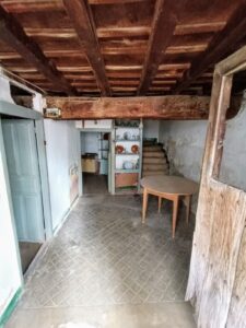 Vivienda de piedra en Navalonguilla (Ávila)