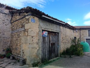 Almacén de piedra en Navatejares (Ávila)