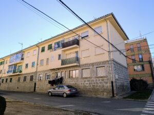 Piso a reformar en Grupo Virgen de la Vega de Piedrahita (Ávila)