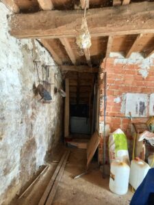 Casa con garaje y leñera para rehabilitar en Piedrahíta