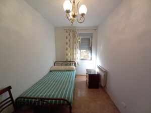 Casa familiar con patio en Amavida (Ávila)