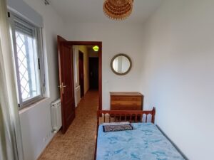 Casa familiar con patio en Amavida (Ávila)