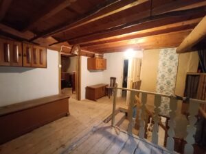 Vivienda con amplio terreno urbano en Navacepeda de Tormes