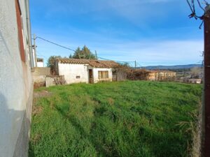 Edificio con terreno en el casco y término de Piedrahita (Ávila)