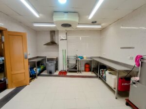 ¡Oportunidad de alquiler en una de las mejores calles de Piedrahita!