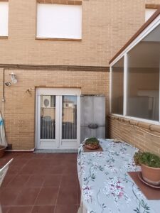 Chalet adosado en Piedrahita con garaje y terraza