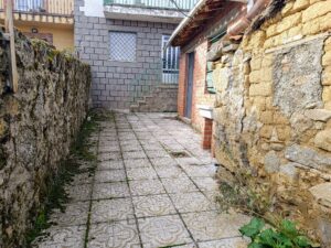 Casa familiar con patio en Amavida (Ávila)