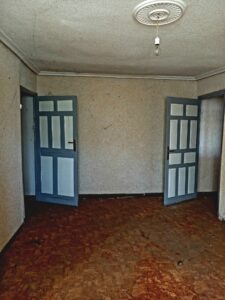 Casa con garaje y leñera para rehabilitar en Piedrahíta