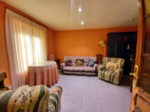 Casa de pueblo con trastero en San Miguel de Corneja