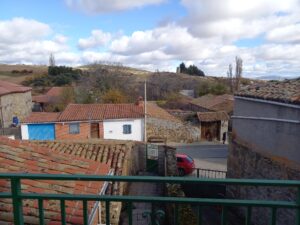 Casa familiar con patio en Amavida (Ávila)