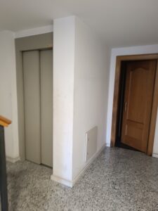 Ático con ascensor y plaza de garaje en El Barco de Ávila (Ávila)