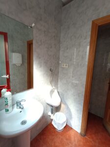 Local hostelero "Chivis" en Piedrahita (Ávila)