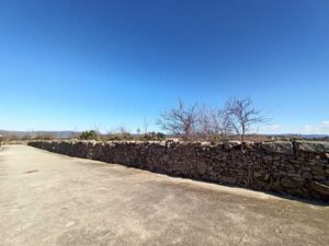 Finca rústica de casi 2 hectáreas en Piedrahíta