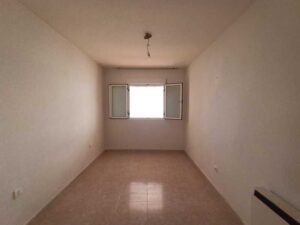 Piso con local en el corazón de Piedrahita (Ávila)