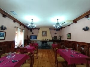 Local hostelero "Chivis" en Piedrahita (Ávila)