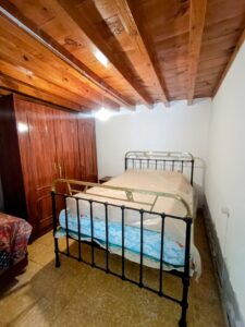 casa de pueblo con patio en El Hoyo – La Horcajada (Ávila)