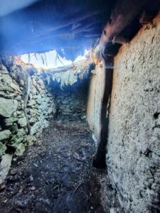 Casa de pueblo con amplio espacio exterior en Gallegos de Solmirón (Salamanca)