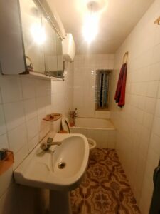 Casa rústica con leñera en Navaescurial (Ávila)