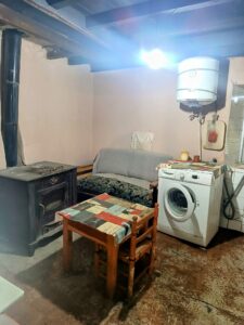 Casa rústica con leñera en Navaescurial (Ávila)