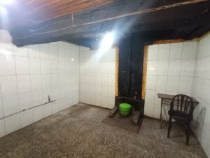 Casa de pueblo con patio en Aldeanueva de Santa Cruz (Ávila)