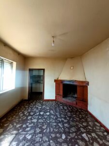 casa de pueblo de planta baja con garaje en Santa María del Berrocal (Ávila)