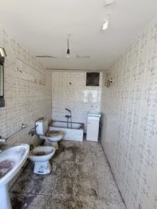 Casa de pueblo con amplio espacio exterior en Gallegos de Solmirón (Salamanca)