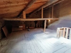 casa de pueblo con patio en El Hoyo – La Horcajada (Ávila)