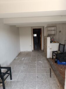 Casa de pueblo con patio en Navalmoro – La Carrera (Ávila)