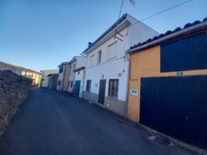 Casa de pueblo en Medinilla (Ávila)