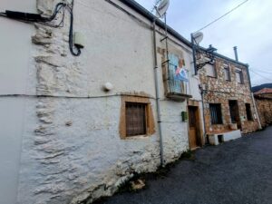 Casa de pueblo en La Angostura (Ávila)