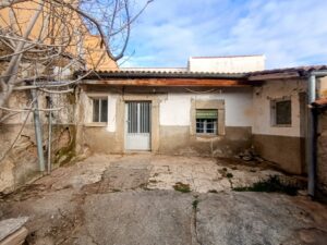 casa de pueblo con almacén en Gallegos de Solmirón (Salamanca)