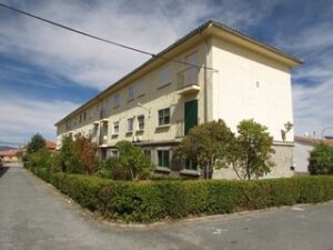 Piso exterior con 4 dormitorios en Piedrahita (Ávila)