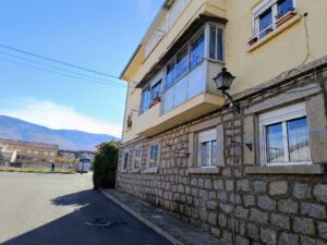 Piso exterior con 4 dormitorios en Piedrahita (Ávila)