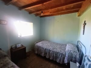 Casa rústica con leñera en Navaescurial (Ávila)