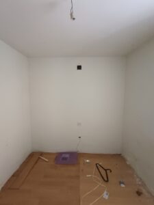 Casa de pueblo con patio en Navalmoro – La Carrera (Ávila)