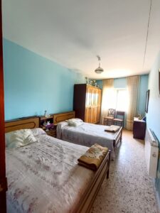 casa de pueblo con múltiples posibilidades en Becedillas (Ávila)