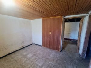 Casa de pueblo con amplio espacio exterior en Gallegos de Solmirón (Salamanca)