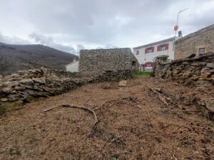 suelo urbano en La Angostura (Ávila)