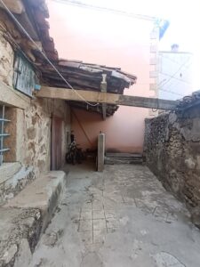 Casa de pueblo con patio en Aldeanueva de Santa Cruz (Ávila)