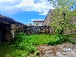 casa de pueblo con patio en El Hoyo – La Horcajada (Ávila)