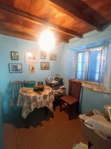 Casa rústica con leñera en Navaescurial (Ávila)