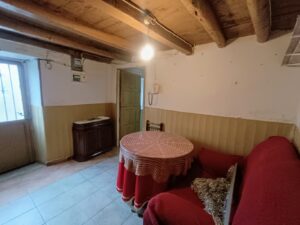 Casa de pueblo en La Angostura (Ávila)